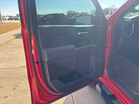 Used 2020 Chevrolet Silverado 1500 LT Trail Boss image 13