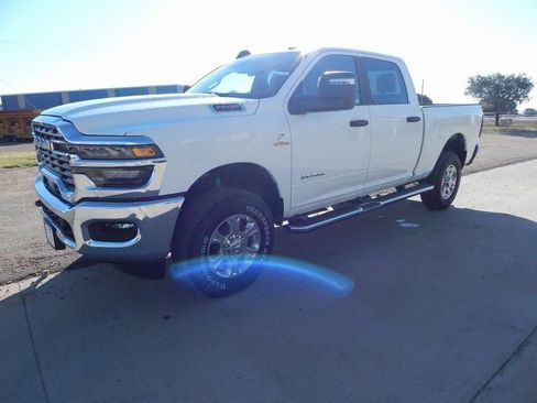 New 2025 RAM 2500 Lone Star image 8