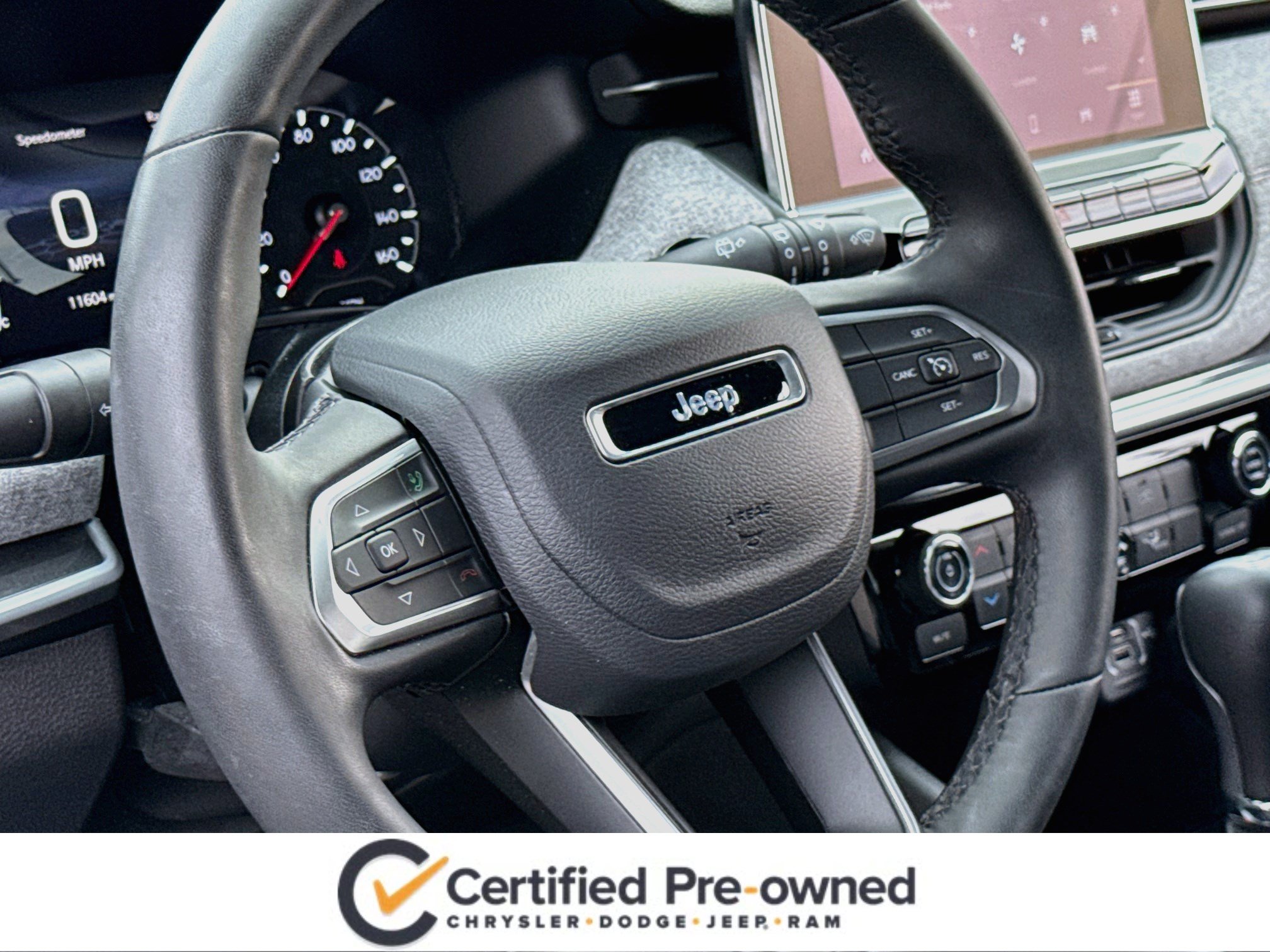 Used 2024 Jeep Compass Latitude AWD/4WD image 12