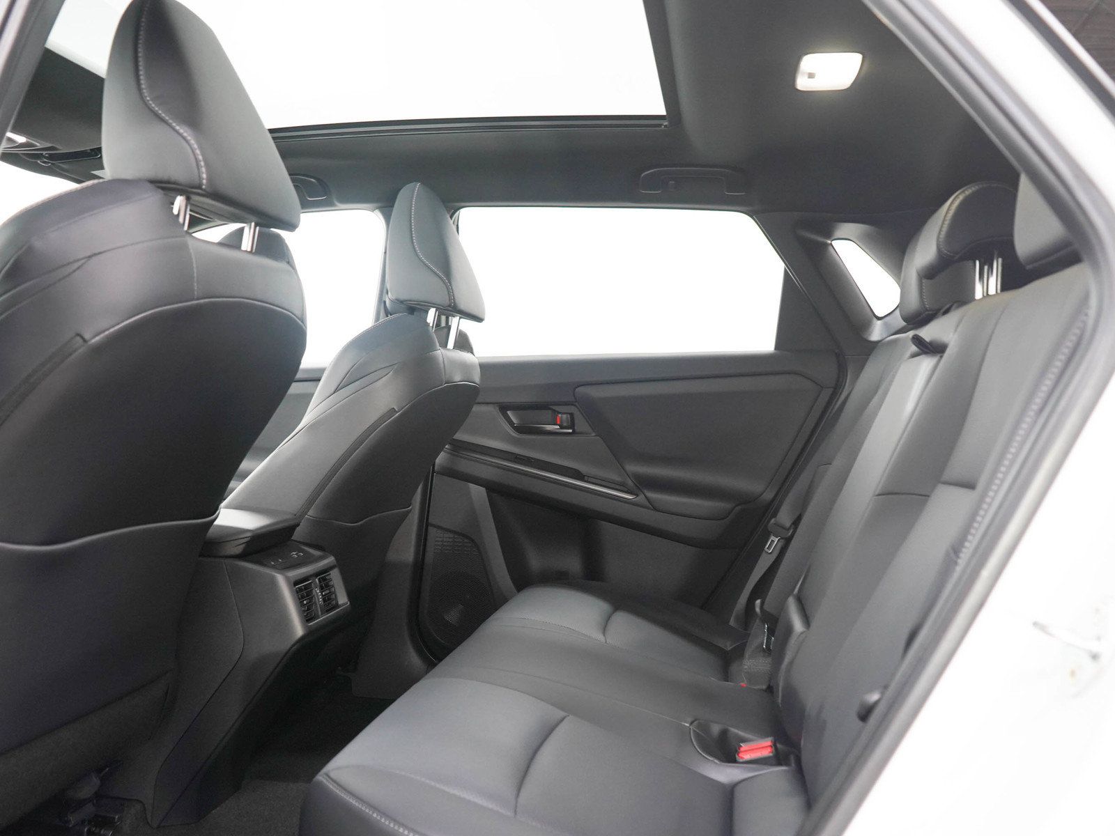 Used 2026 Toyota bZ AWD/4WD image 15