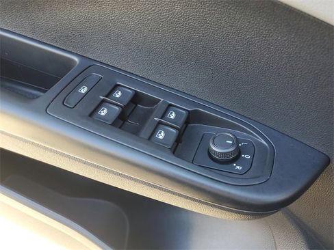 Certified 2023 Volkswagen Taos S image 30