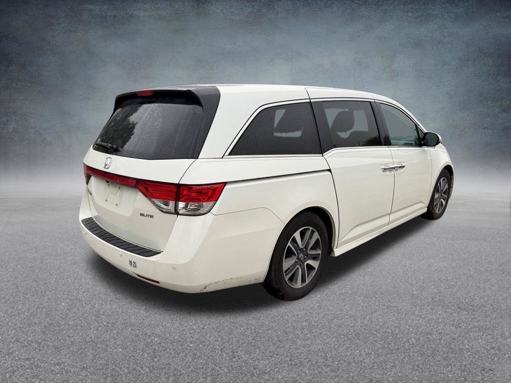 Used 2016 Honda Odyssey Touring Elite image 6