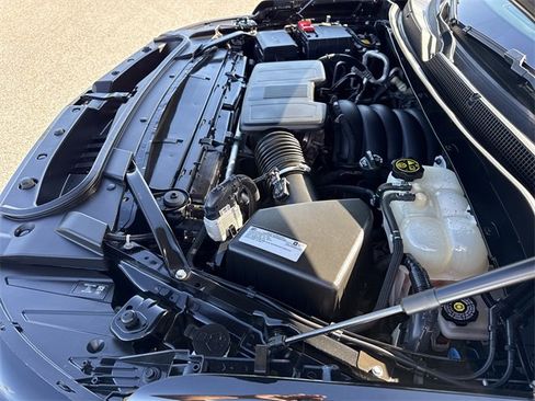 Used 2021 Chevrolet Tahoe LT w/ Luxury Package image 46