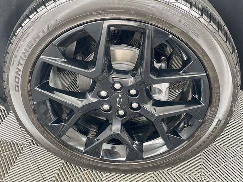 Used 2025 Chevrolet Traverse RS w/ LPO, Floor Liner Package AWD/4WD image 36