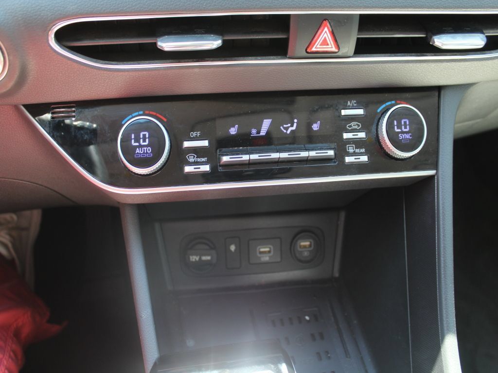 Used 2023 Hyundai Sonata SEL w/ Convenience Package FWD image 14