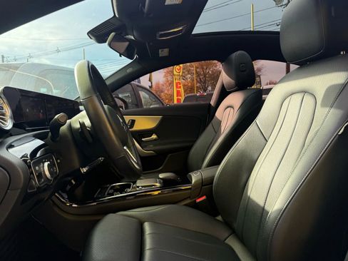 Used 2021 Mercedes-Benz CLA 250 4MATIC image 8