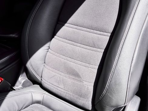 Used 2021 Nissan GT-R Premium image 49