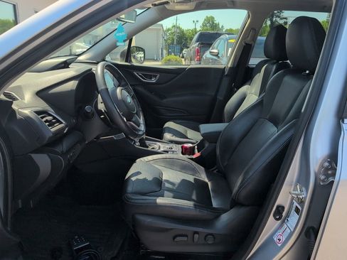 Used 2019 Subaru Forester Touring w/ Popular Package #3 AWD/4WD image 2