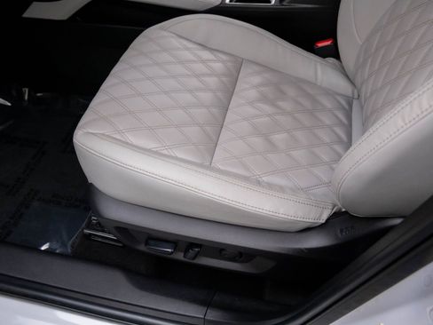 Used 2022 Mitsubishi Outlander SEL image 13