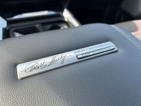 New 2025 Ford F250 Lariat w/ Lariat Ultimate Package image 41