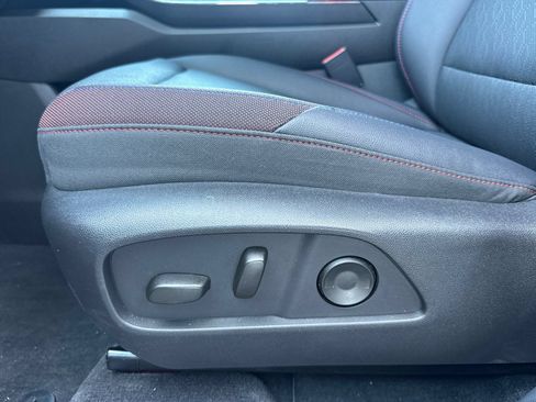 Used 2026 Chevrolet Equinox RS w/ LPO, Floor Liner Package FWD image 13