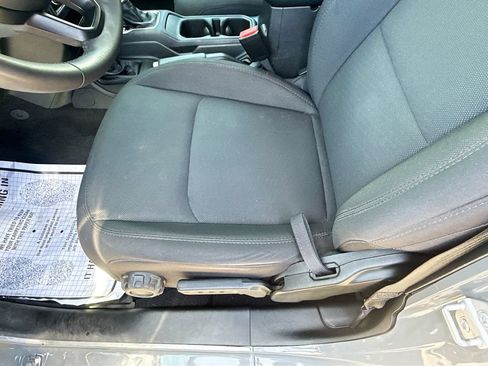 Certified 2023 Jeep Wrangler Unlimited AWD/4WD image 21