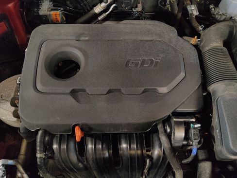 Used 2019 Hyundai Santa Fe SEL image 30