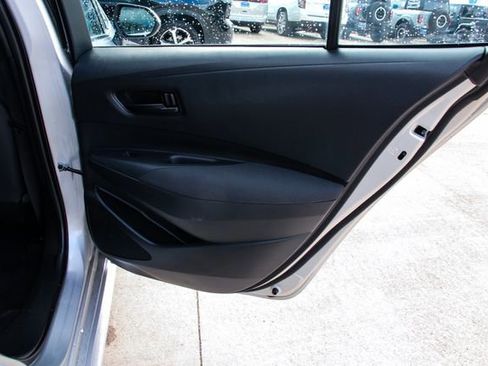 Used 2024 Toyota Corolla LE image 32