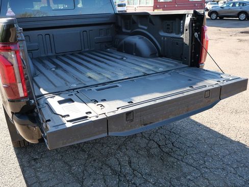 Certified 2024 Ford F150 Platinum w/ Equipment Group 703A Plus AWD/4WD image 11