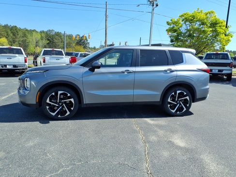 Used 2024 Mitsubishi Outlander SE AWD/4WD image 22
