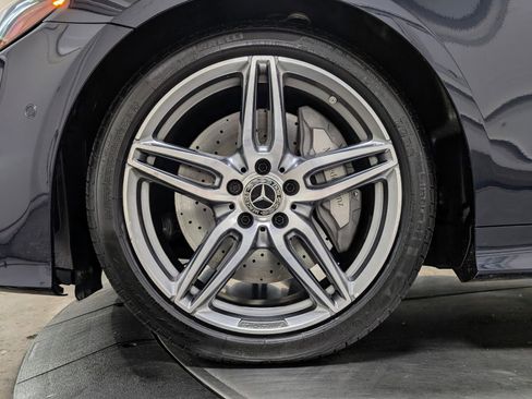 Used 2018 Mercedes-Benz E 400 Coupe image 11