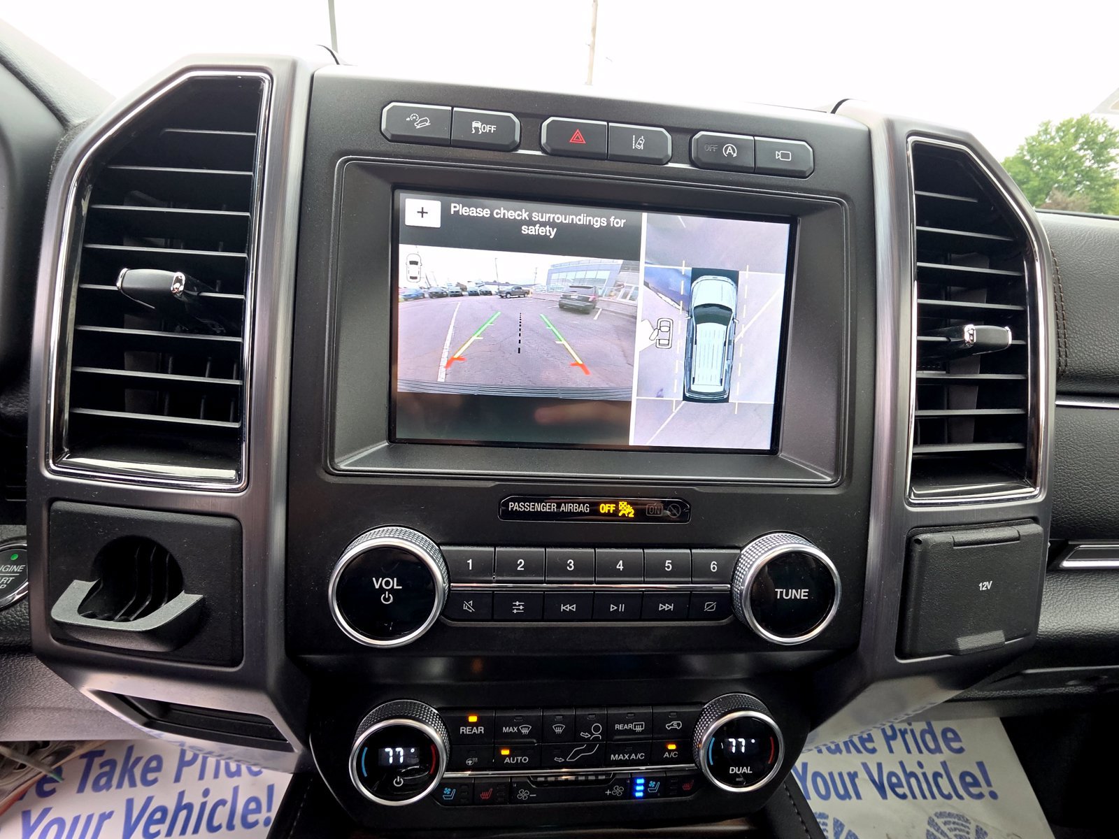 Used 2019 Ford Expedition Platinum AWD/4WD image 19