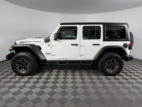 Used 2023 Jeep Wrangler Unlimited Rubicon 4xe w/ Cold Weather Group AWD/4WD image 10