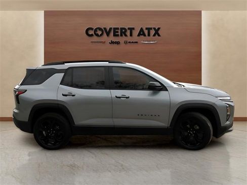 Used 2025 Chevrolet Equinox LT w/ Midnight Edition image 6