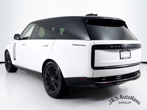 Used 2024 Land Rover Range Rover Long Wheelbase SE AWD/4WD image 5