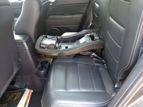 Used 2017 Jeep Patriot High Altitude AWD/4WD image 13