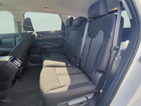 New 2026 Kia Sorento LX image 11