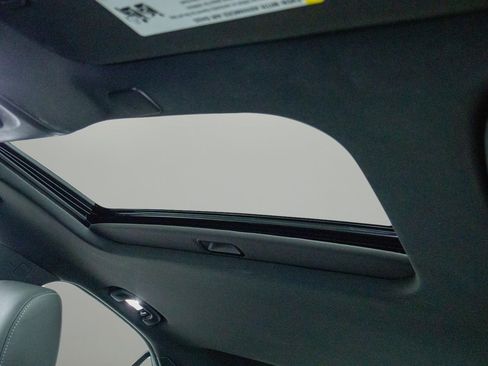 Certified 2023 Cadillac CT4 Luxury w/ Sun And Sound Package image 33