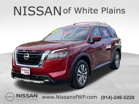 Certified 2023 Nissan Pathfinder SL AWD/4WD image 2