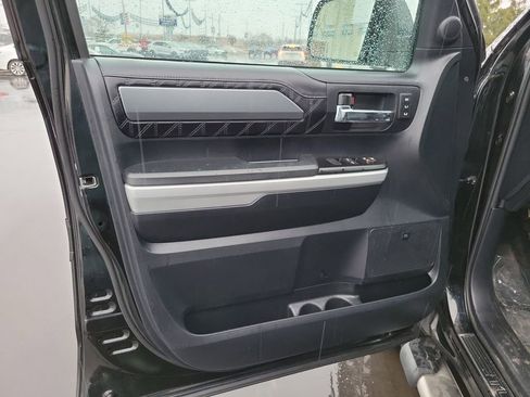 Used 2019 Toyota Tundra Platinum image 6