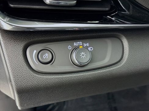 New 2026 Buick Envista Sport Touring w/ Convenience I Package image 10