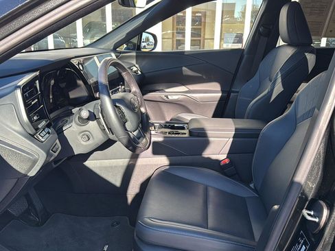 Certified 2025 Lexus RX 350 Premium image 8