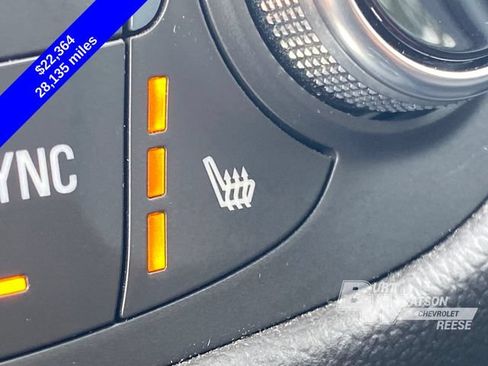 Used 2024 Chevrolet Equinox LT w/ LPO, Floor Liner Package FWD image 32