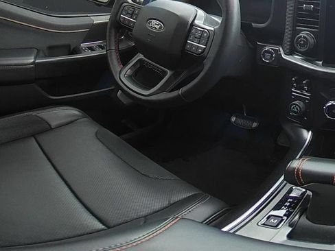Used 2025 Ford F150 Raptor AWD/4WD image 26