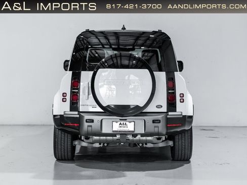 Used 2023 Land Rover Defender 110 X-Dynamic SE AWD/4WD image 13