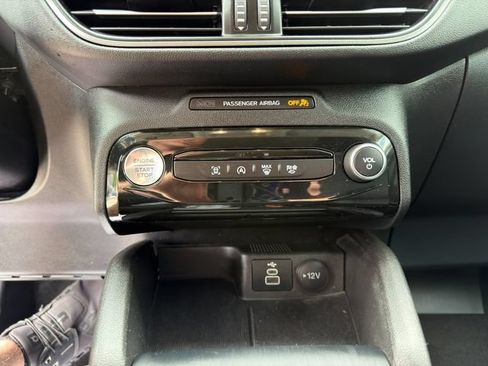 Used 2024 Ford Escape Active w/ Tech Pack #1 AWD/4WD image 30