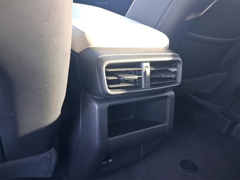 Used 2024 Honda Prologue Touring image 13