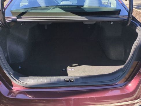 Used 2023 Nissan Altima 2.5 SV image 13