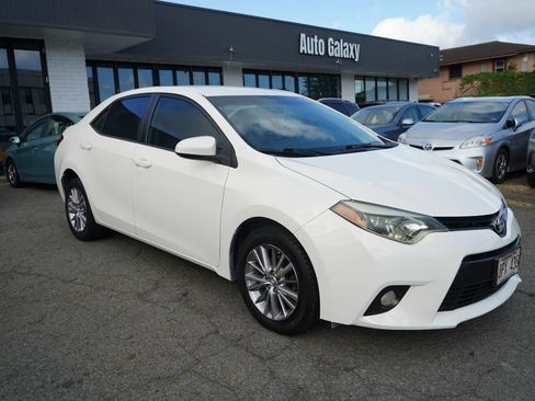 Used 2015 Toyota Corolla FWD image 4