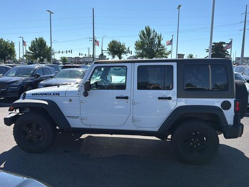 Used 2017 Jeep Wrangler Unlimited Sport AWD/4WD image 4