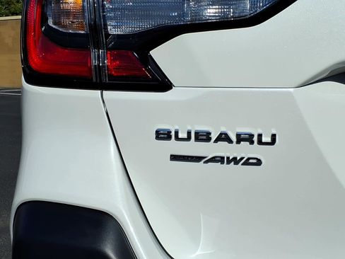 Certified 2025 Subaru Outback Premium w/ Popular Package #1A image 13