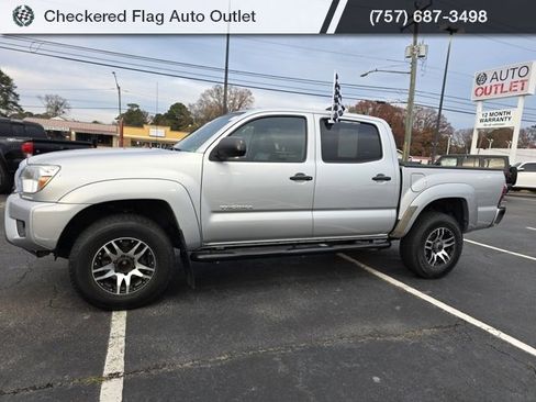 Used 2013 Toyota Tacoma PreRunner image 2