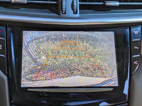 Used 2017 Cadillac XTS Luxury image 7