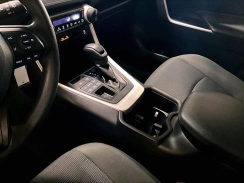 Used 2024 Toyota RAV4 LE image 20