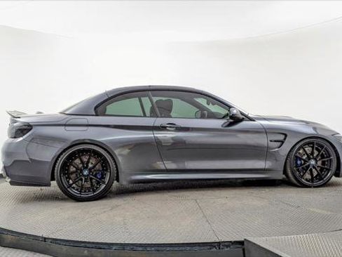 Used 2015 BMW M4 Convertible image 31