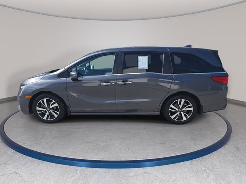 Used 2023 Honda Odyssey Touring image 7