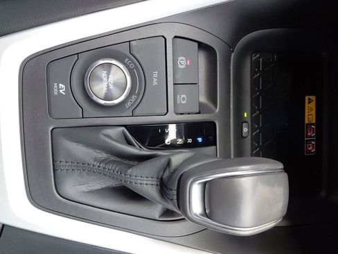 Used 2024 Toyota RAV4 XSE w/ Advanced Technology Package AWD/4WD image 40