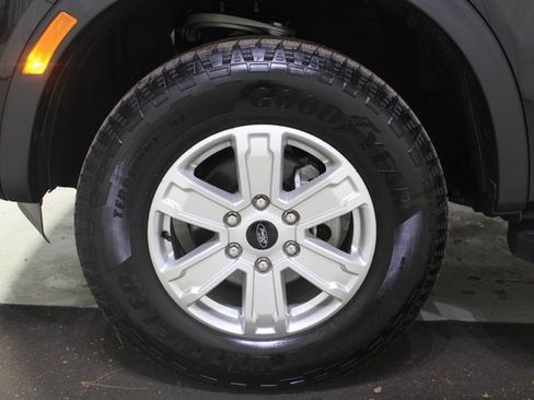 Used 2024 Ford Ranger XL image 27