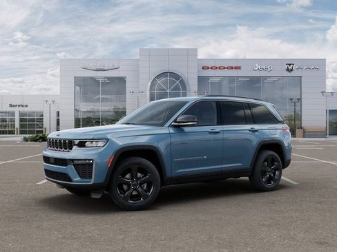 New 2026 Jeep Grand Cherokee Limited w/ Limited Altitude Package AWD/4WD image 2