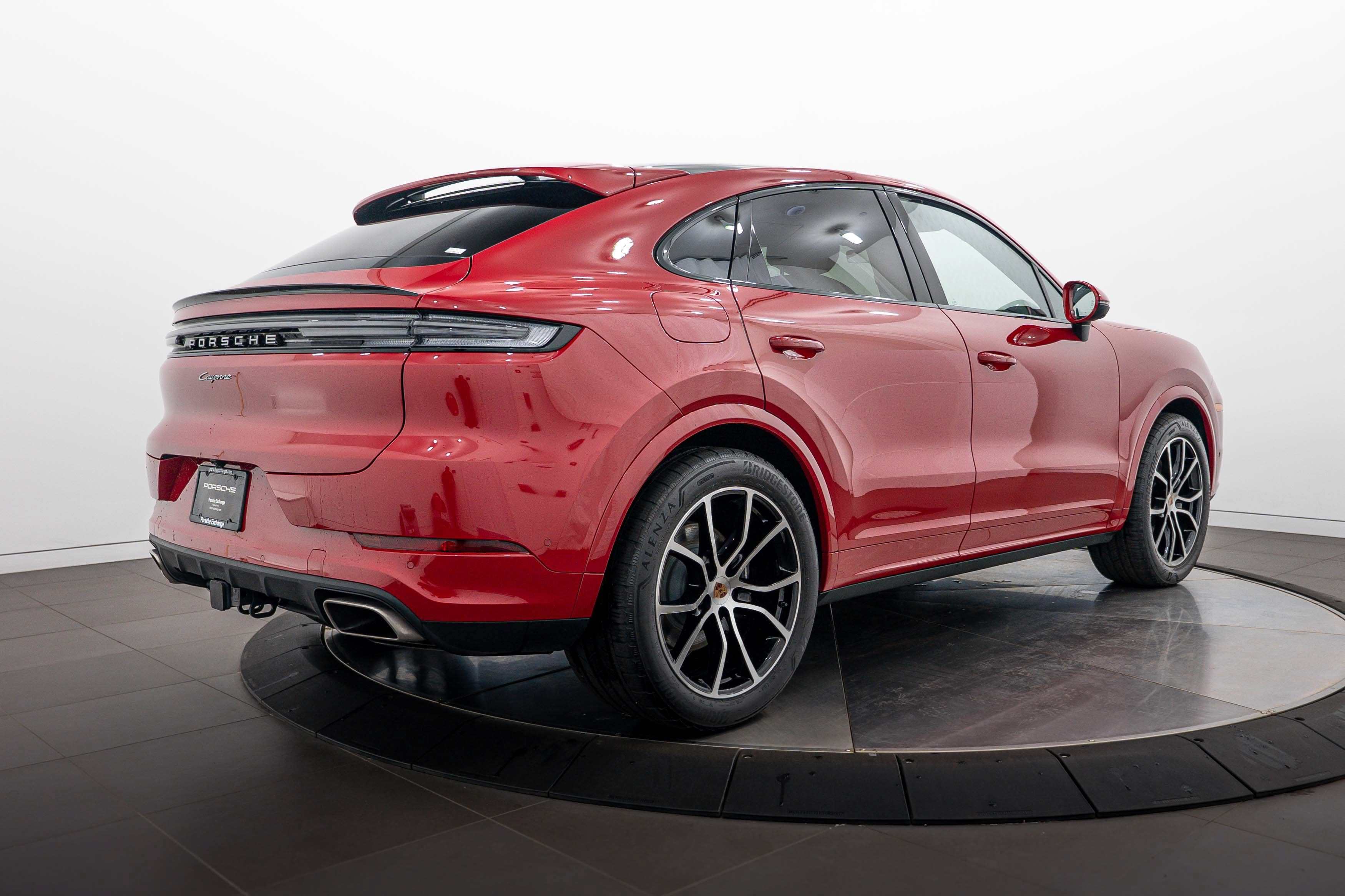 Certified 2026 Porsche Cayenne Coupe AWD/4WD image 7